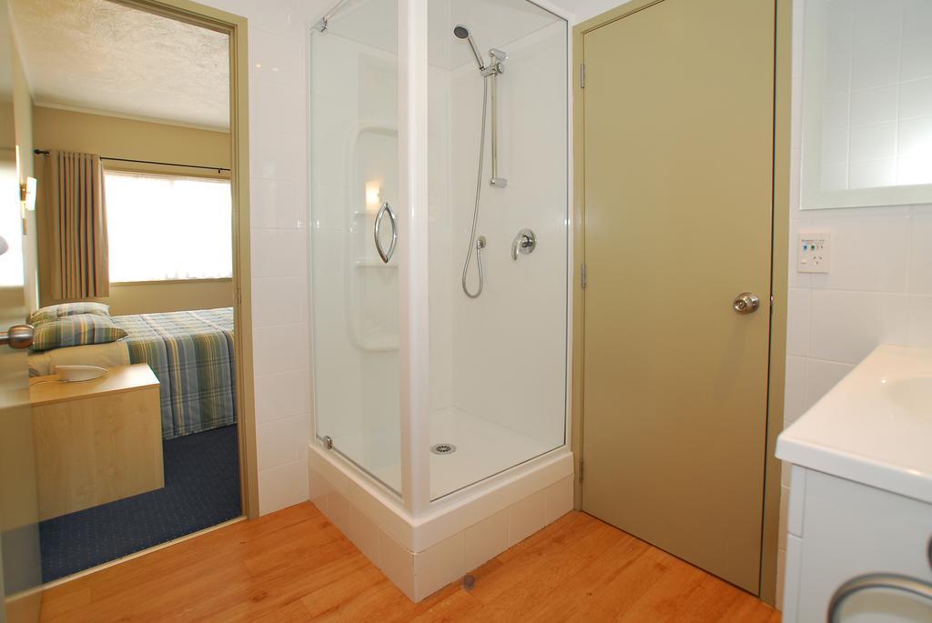 Takapuna Motor Lodge Оукланд Екстериор снимка