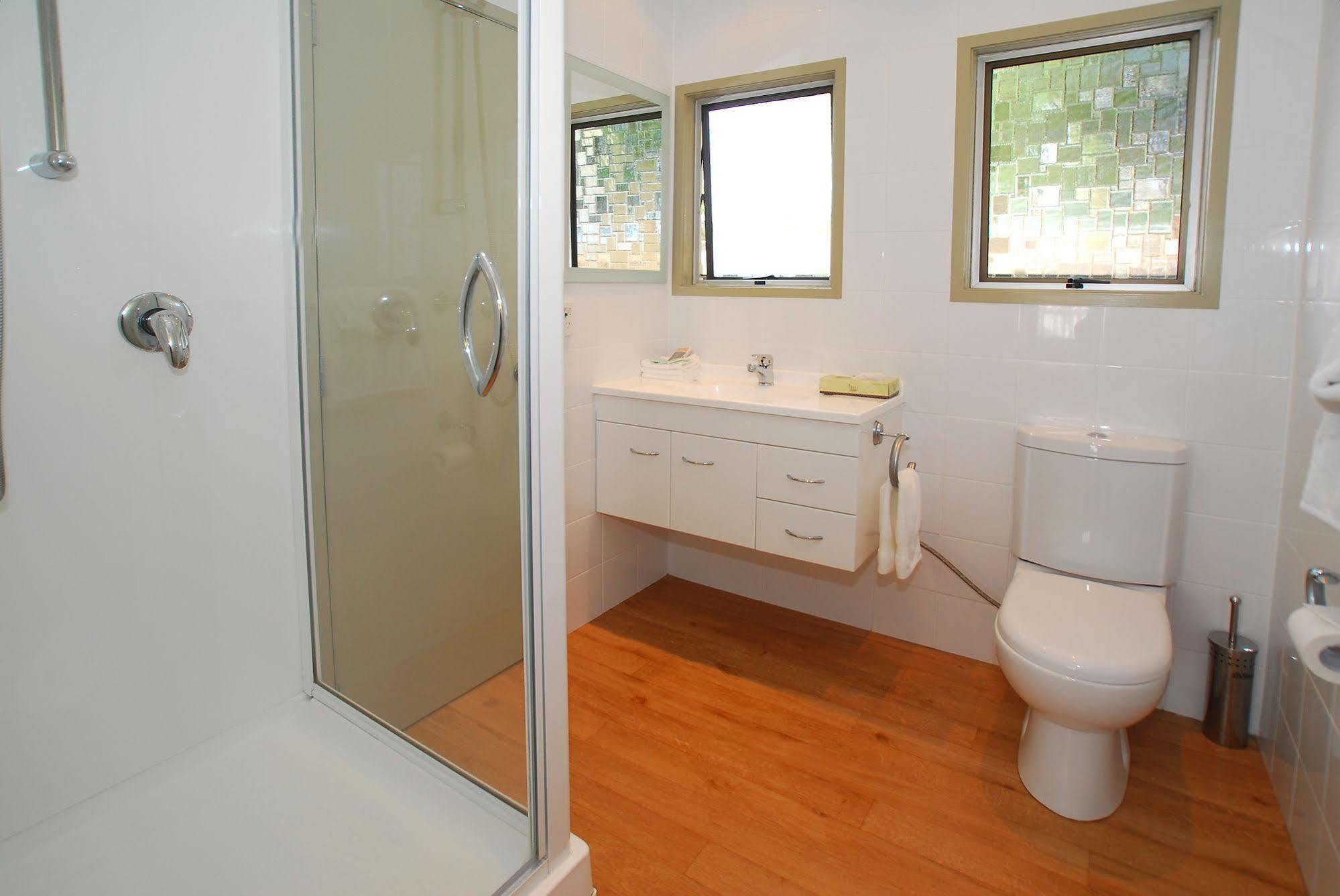 Takapuna Motor Lodge Оукланд Екстериор снимка