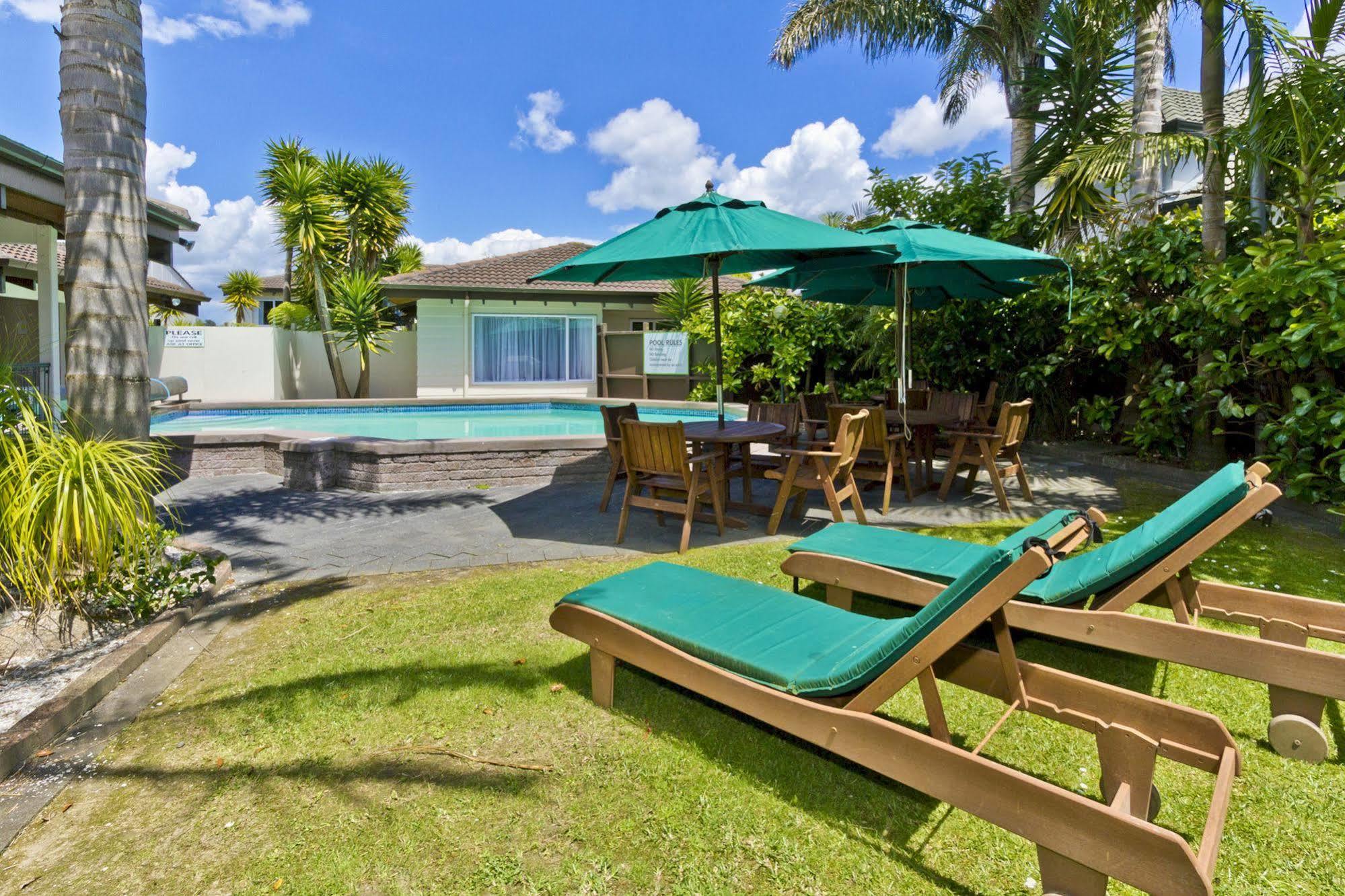 Takapuna Motor Lodge Оукланд Екстериор снимка